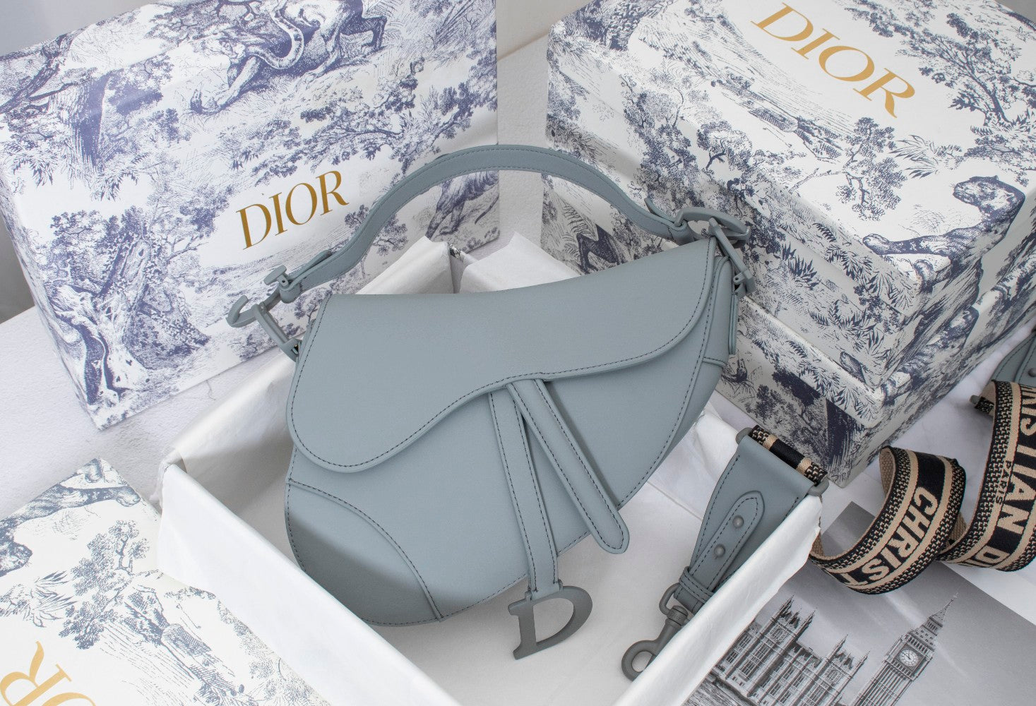 B5X111D10 Popular   leather bag 