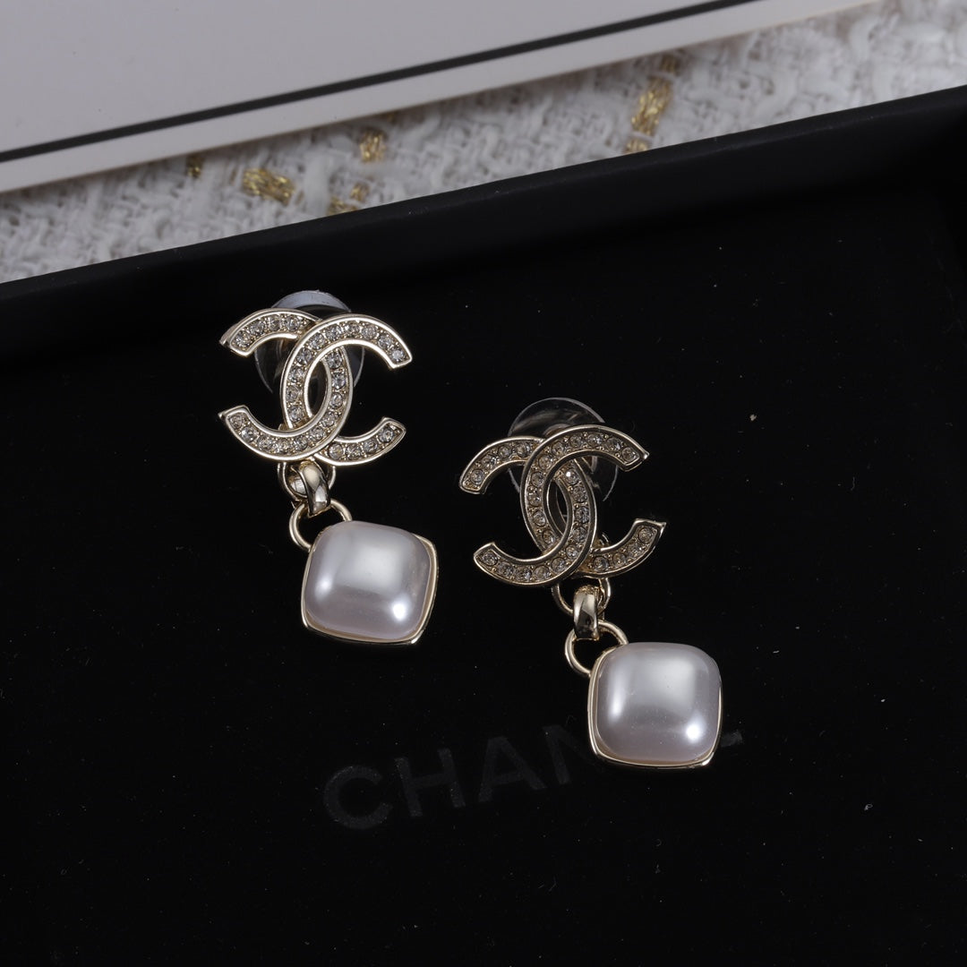 X1Z54C300E Popular  Earrings