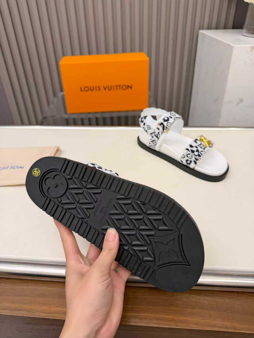 Z2P36E16 Popular high-quality Shoes