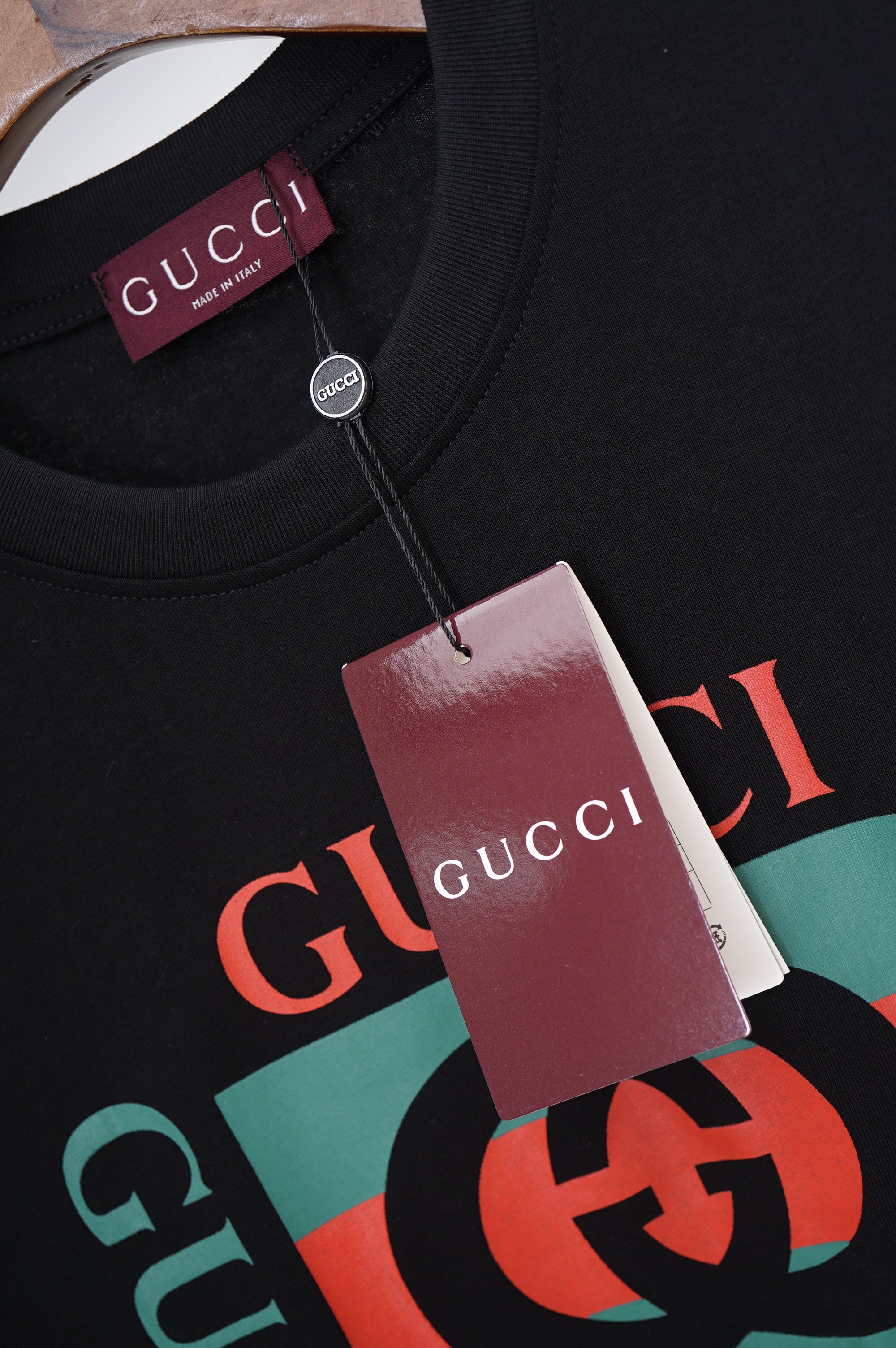 U1N65B21 Popular T-shirt