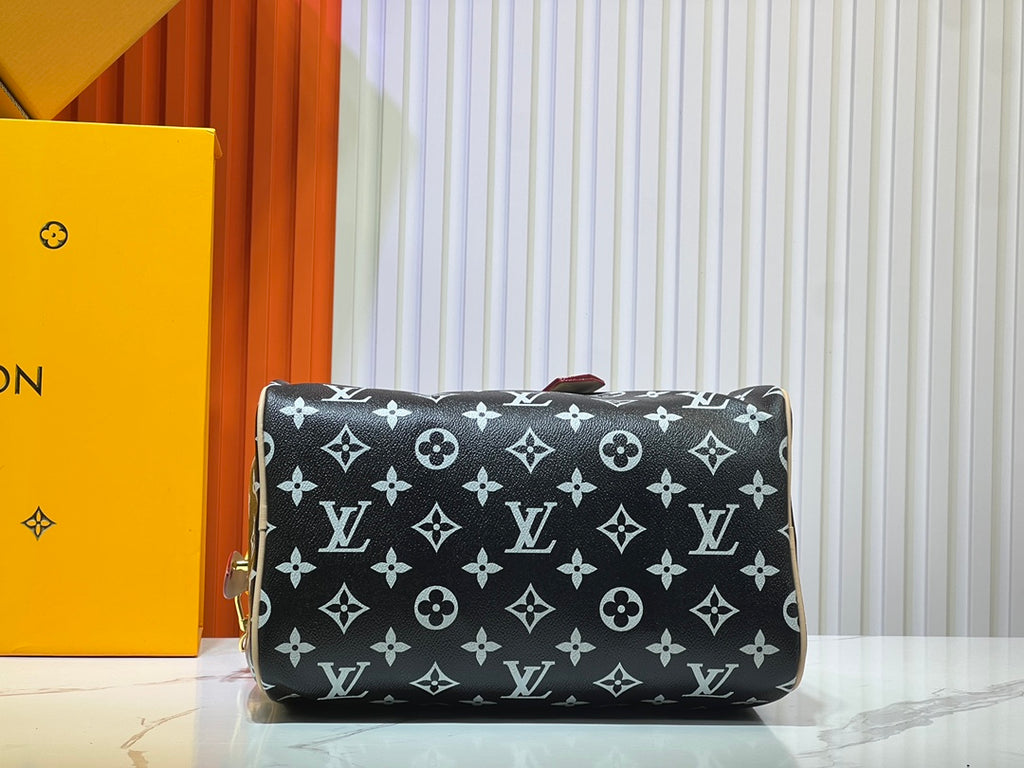 B1X55E17 Popular  leather bag