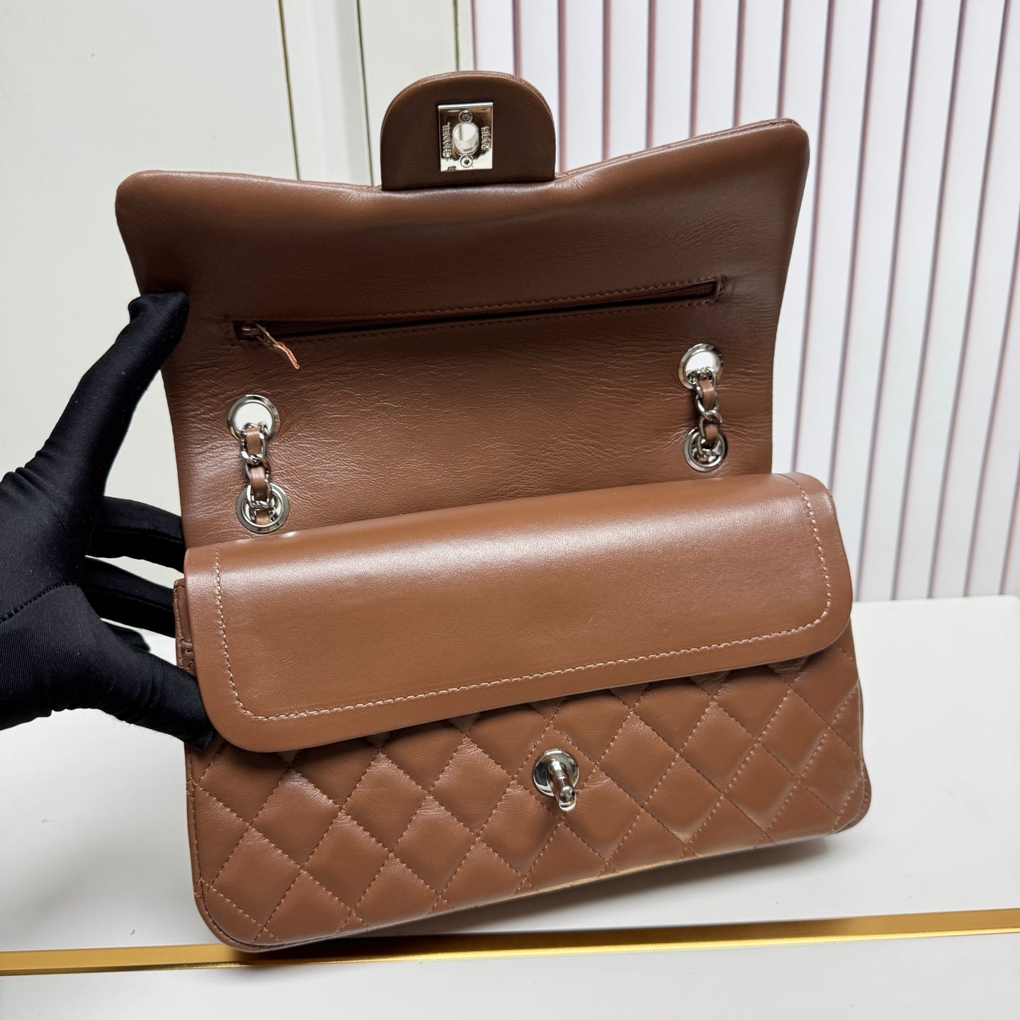 B1R76C11 Popular leather bag