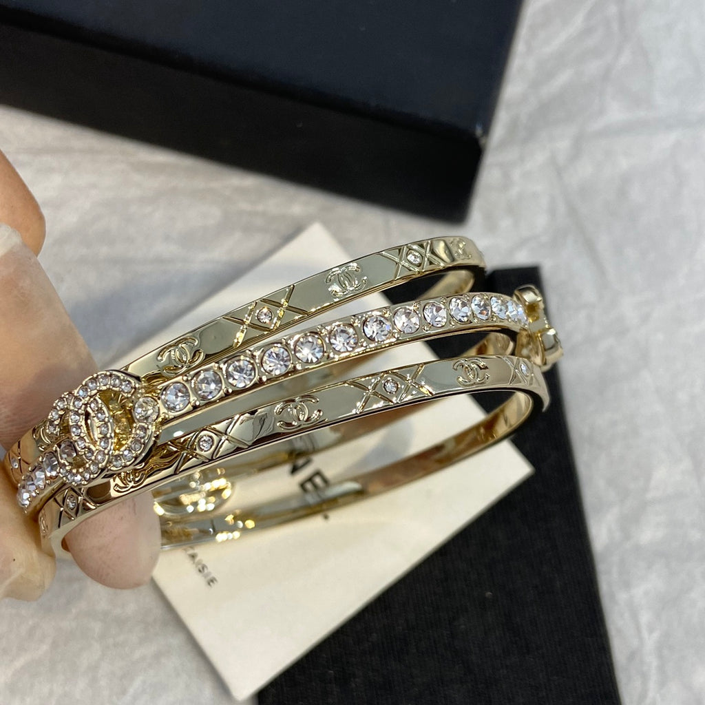 X1Q85C9K  Popular Bracelets