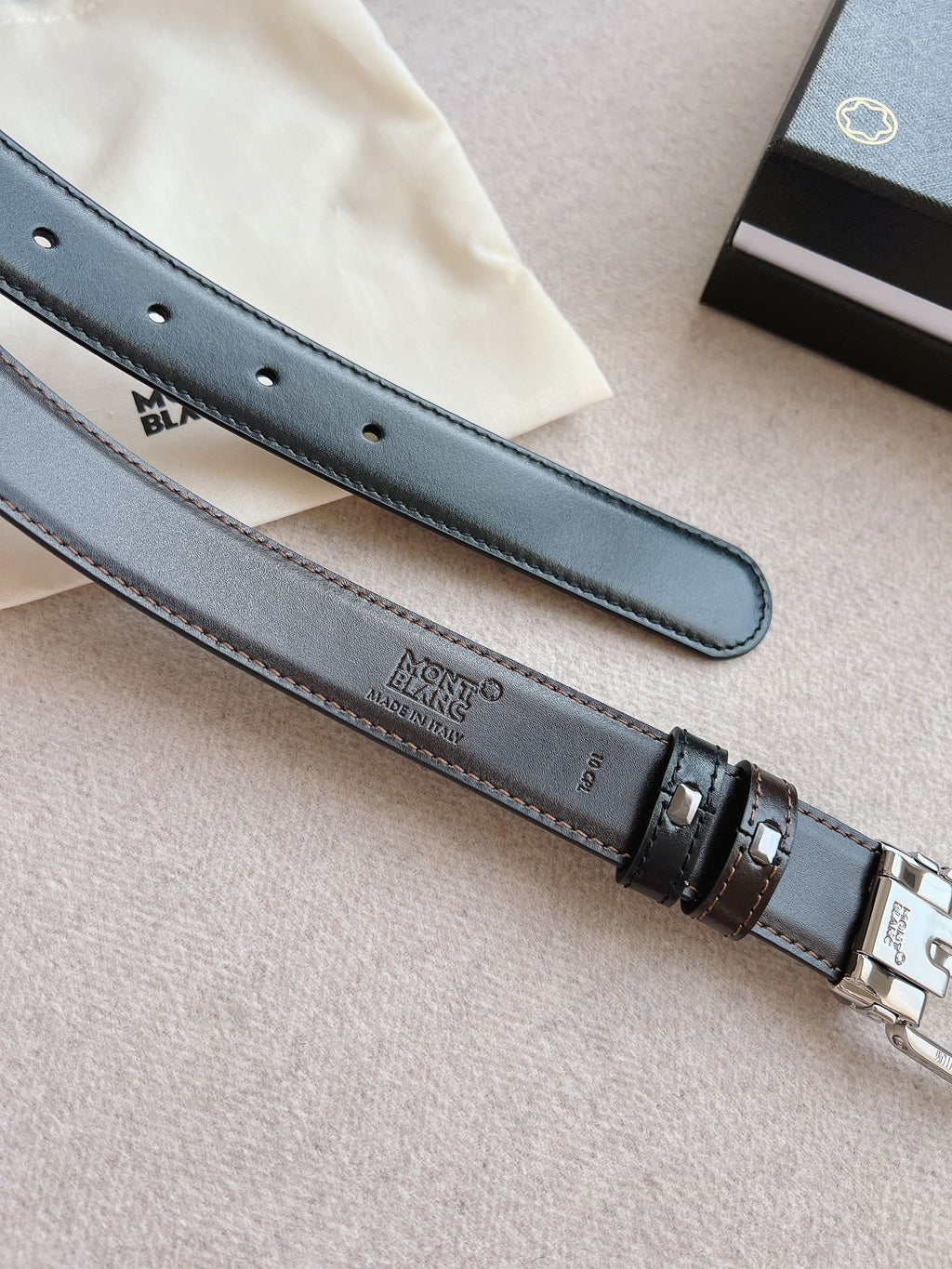 P1P36A52 Popular High quality belt With full package