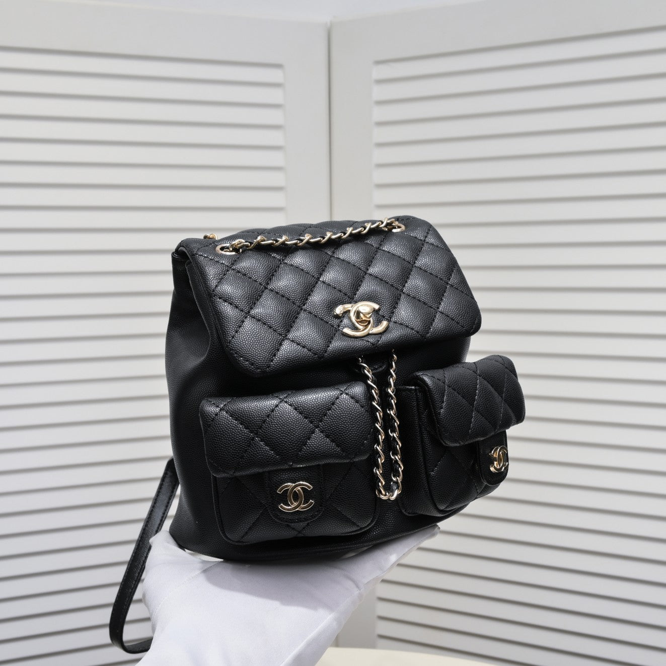 B1X43C66 Popular leather bag 