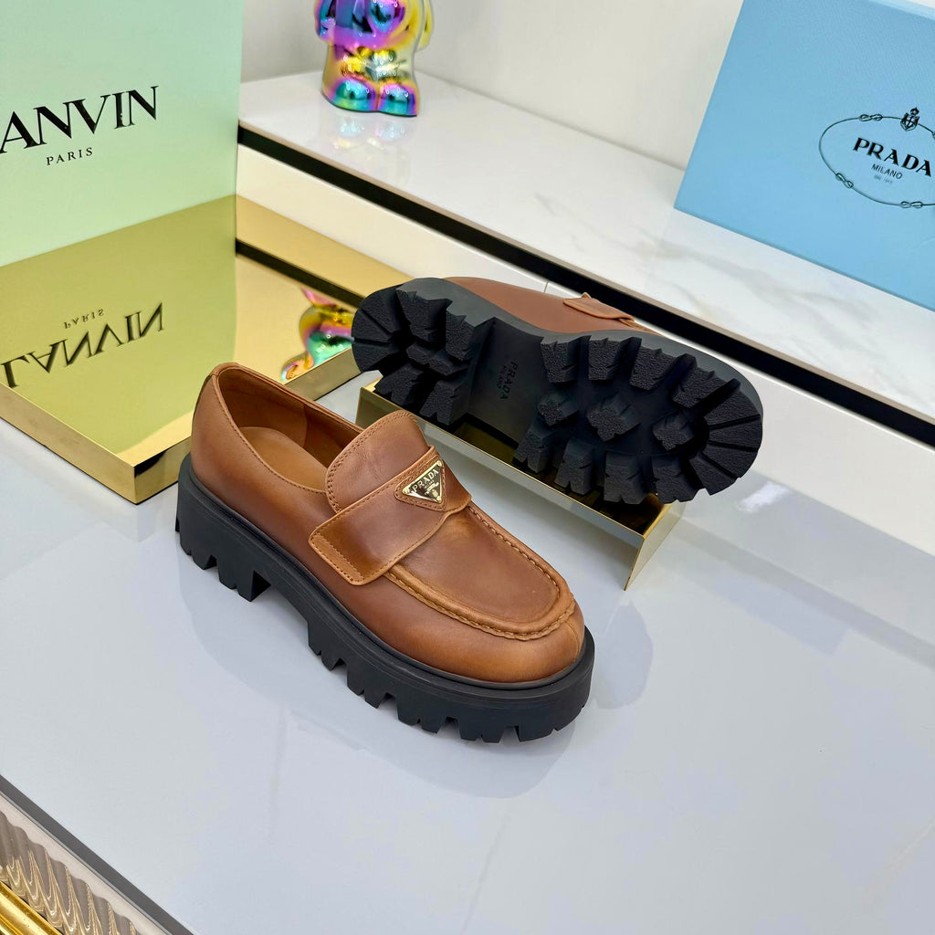 Z2Q105P307 Popular high-quality Shoes