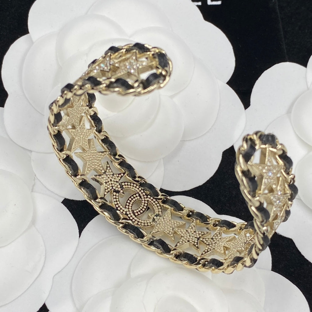 X1N83C196K  Popular bracelet