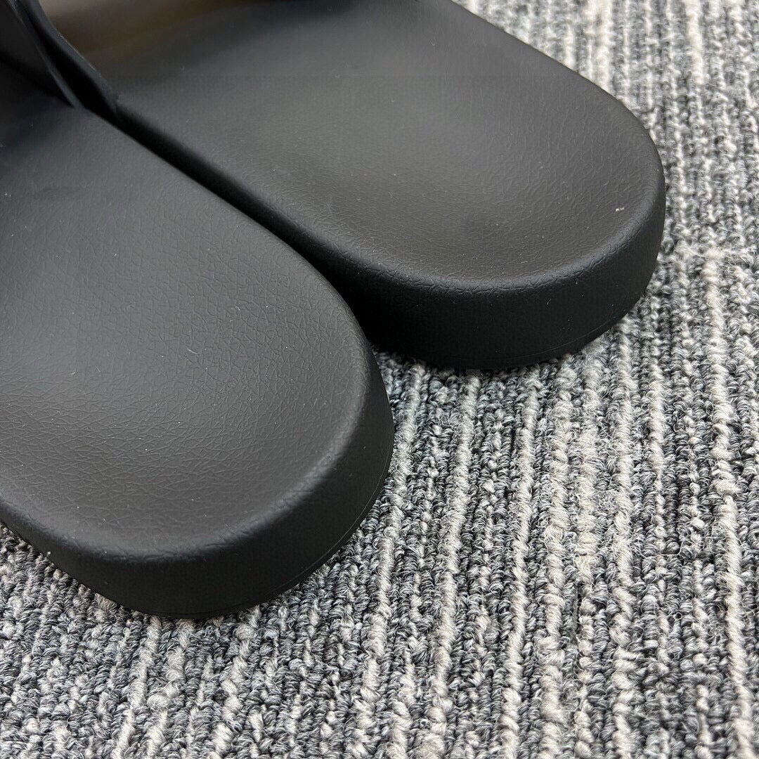 Z5Z35R255 Popular Slippers