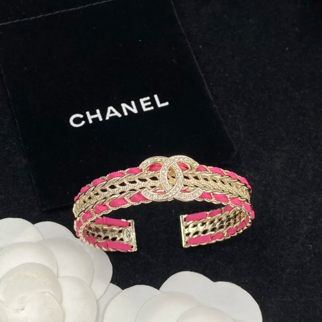 X1X24C577K  Popular Bracelets