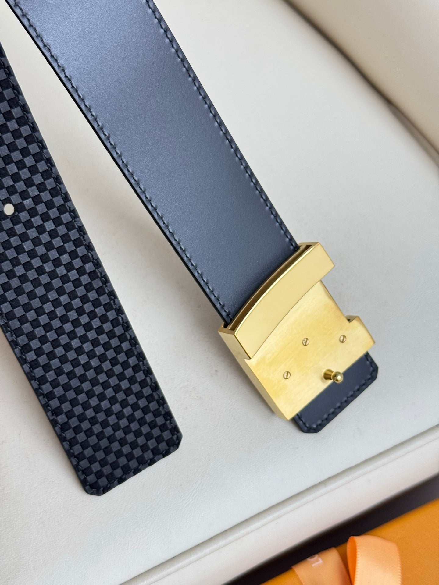 P1Q115E10 Popular High quality belt With full package