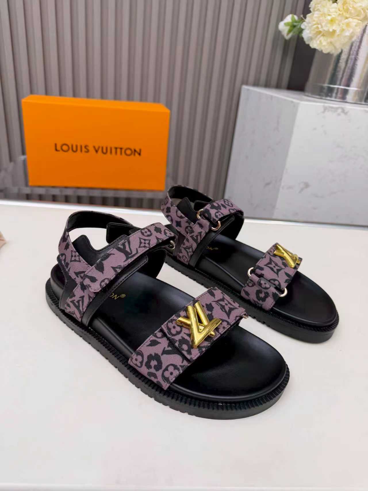 Z2P36E16 Popular high-quality Shoes