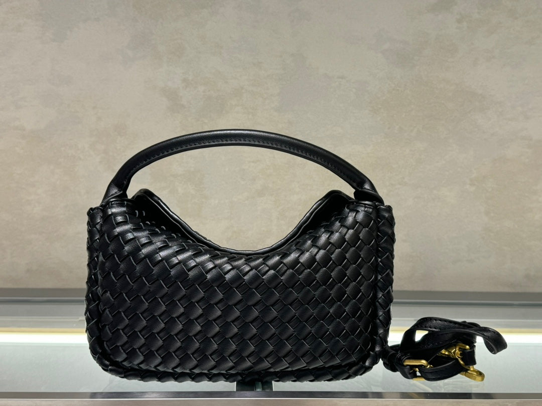 B1X104A83 Popular  leather bag