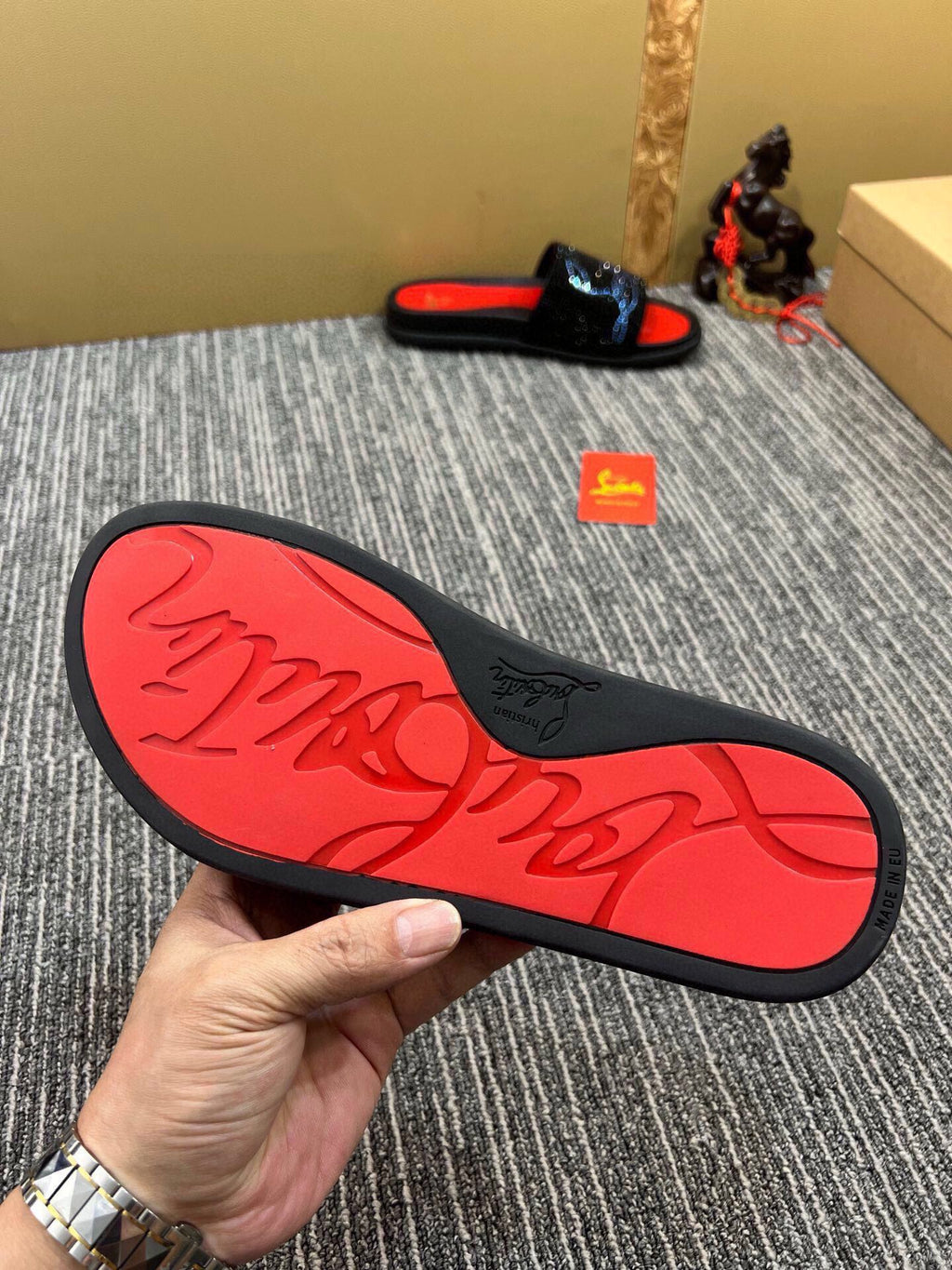 Z5ZA128 Popular slippers
