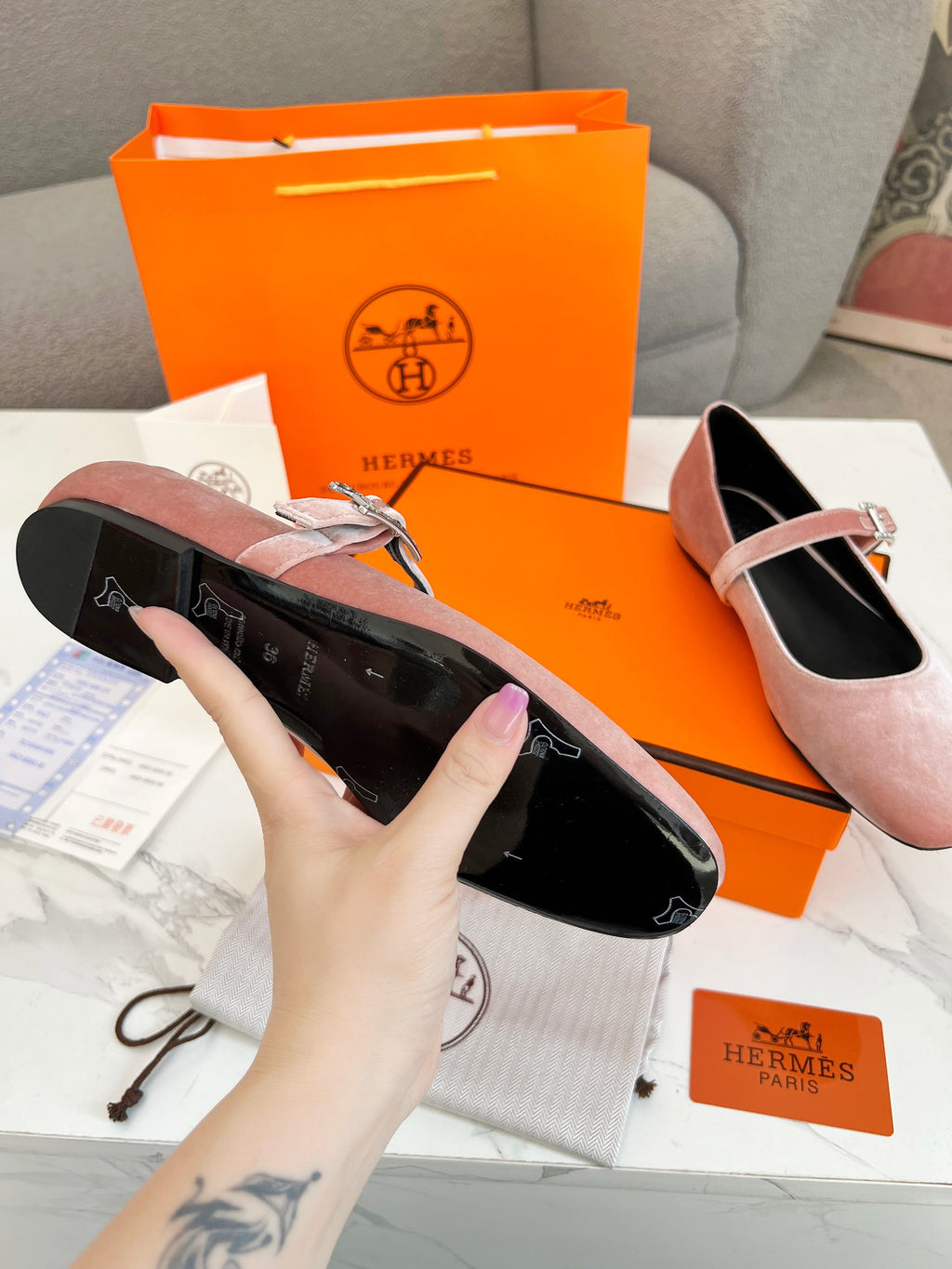 Z2Z85H49  Popular leather Shoes
