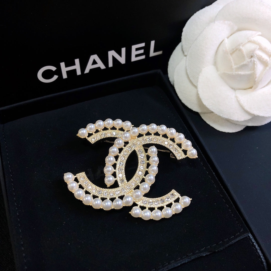 X14C859   Popular Brooch