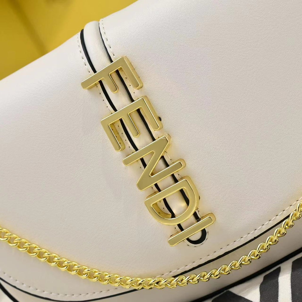 B1R15F138 Popular leather bag