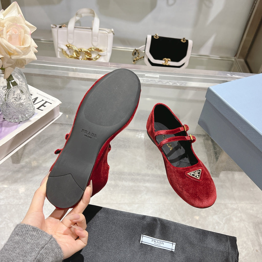 Z2Q105P380 Popular high-quality Shoes