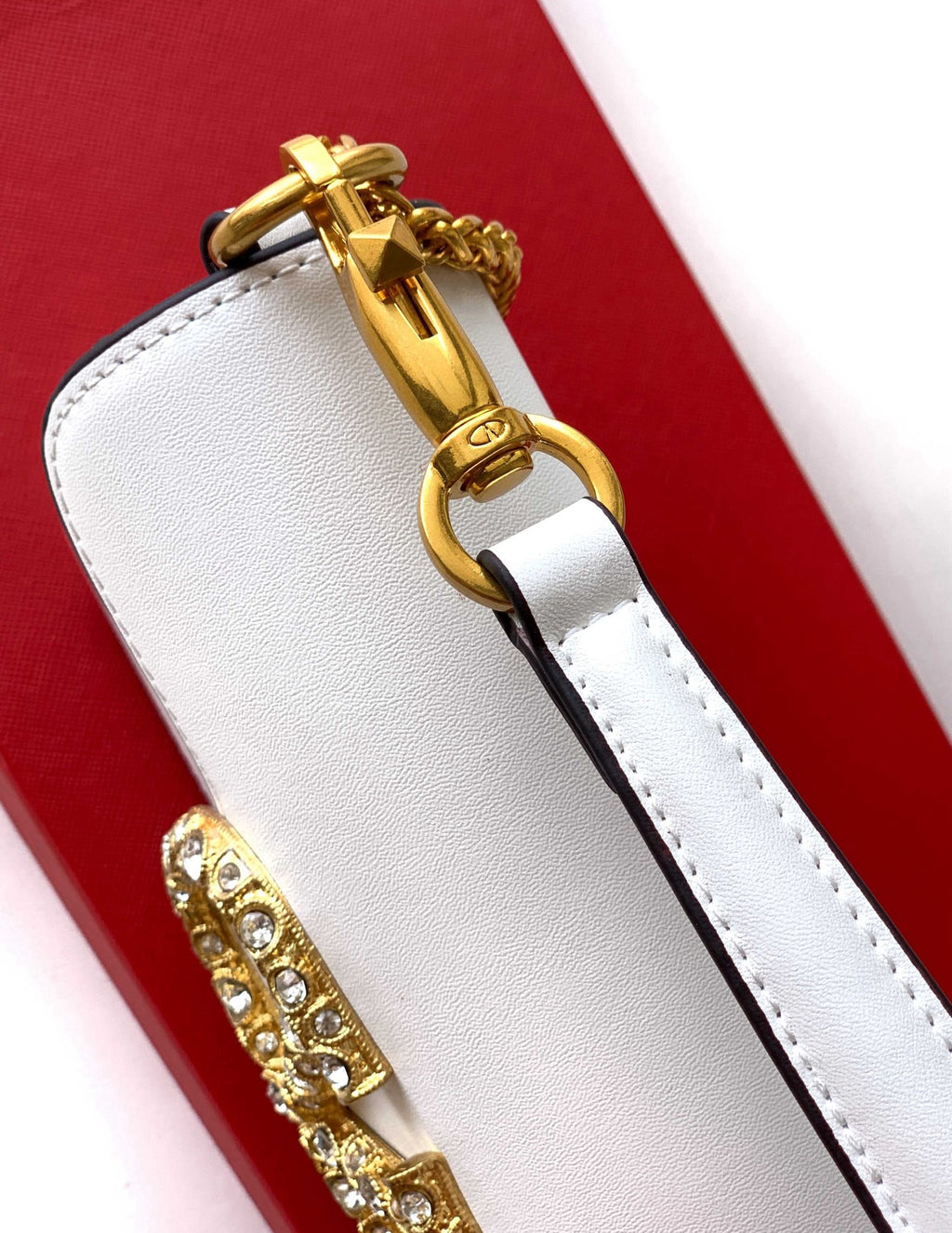 B1P36A30 Popular  leather bag