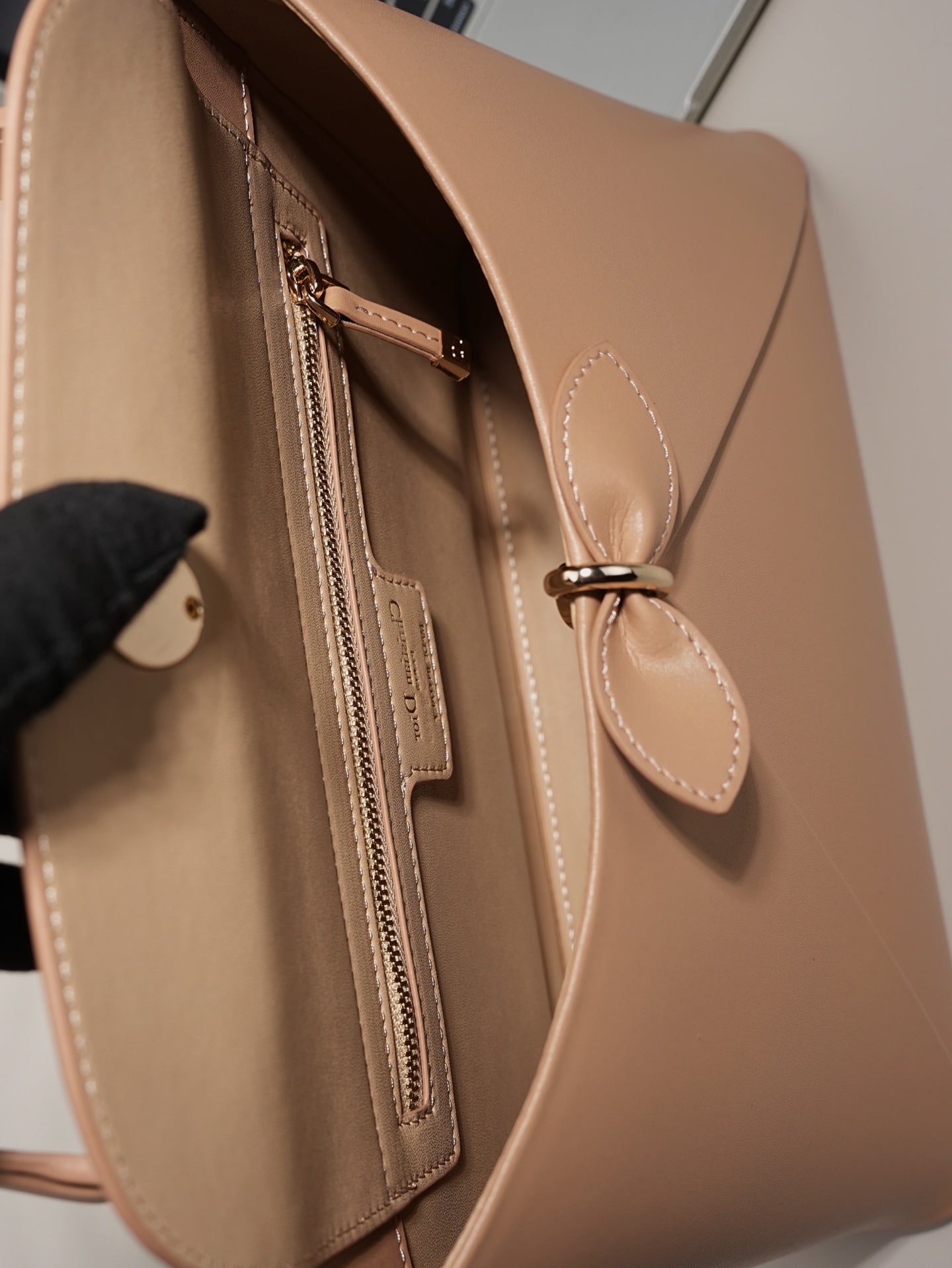 B1P36D89 Popular leather bag