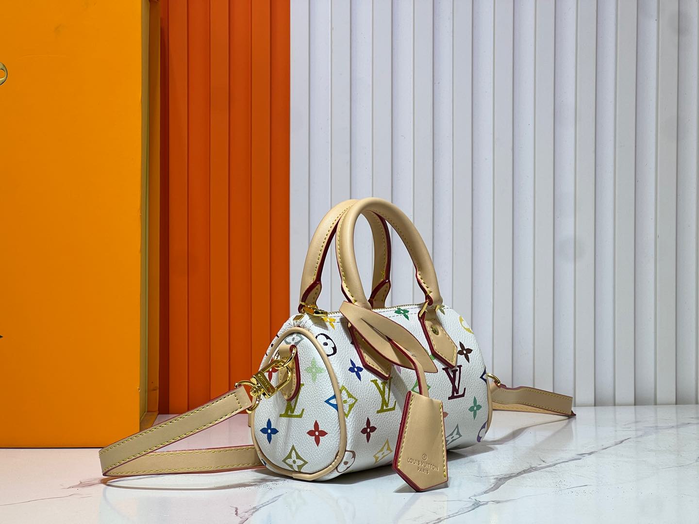 B1W35E99 Popular  leather bag