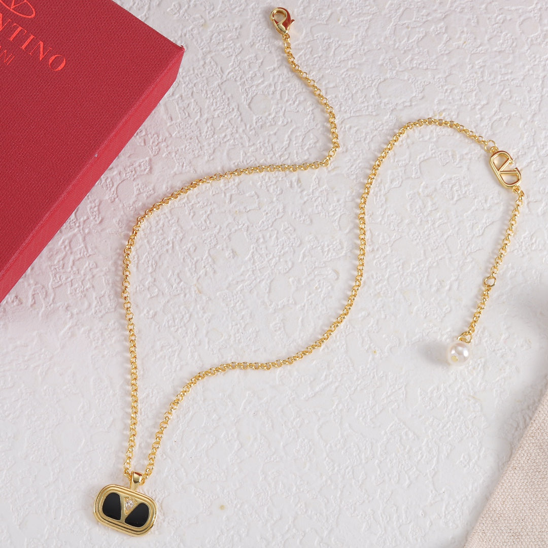 X1N46VL25X Popular  Necklaces, Bracelets, Earrings