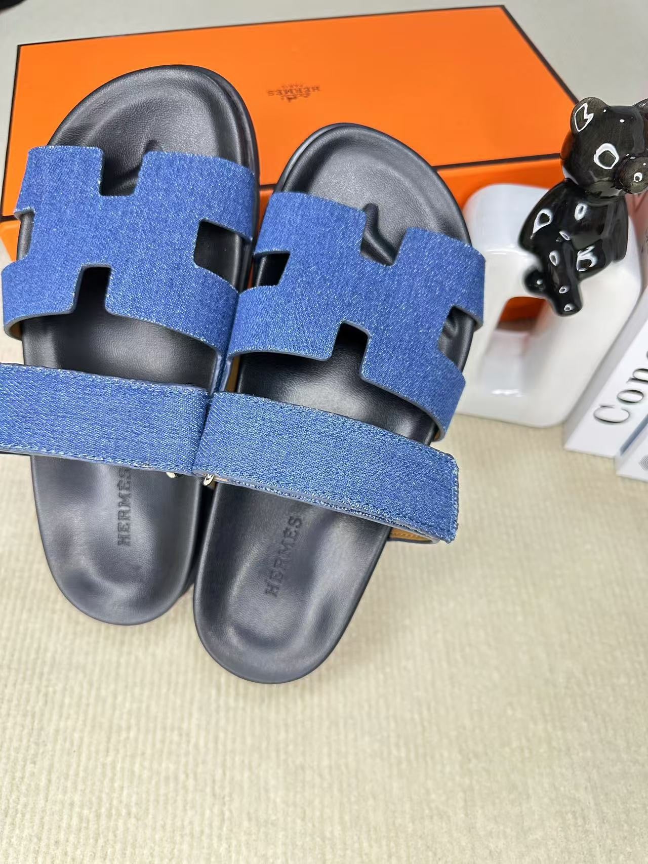 Z2Q55H27 Popular  leather shoes