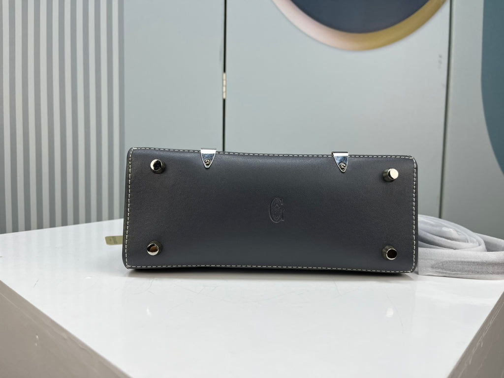 B1N86A10 Popular leather bag