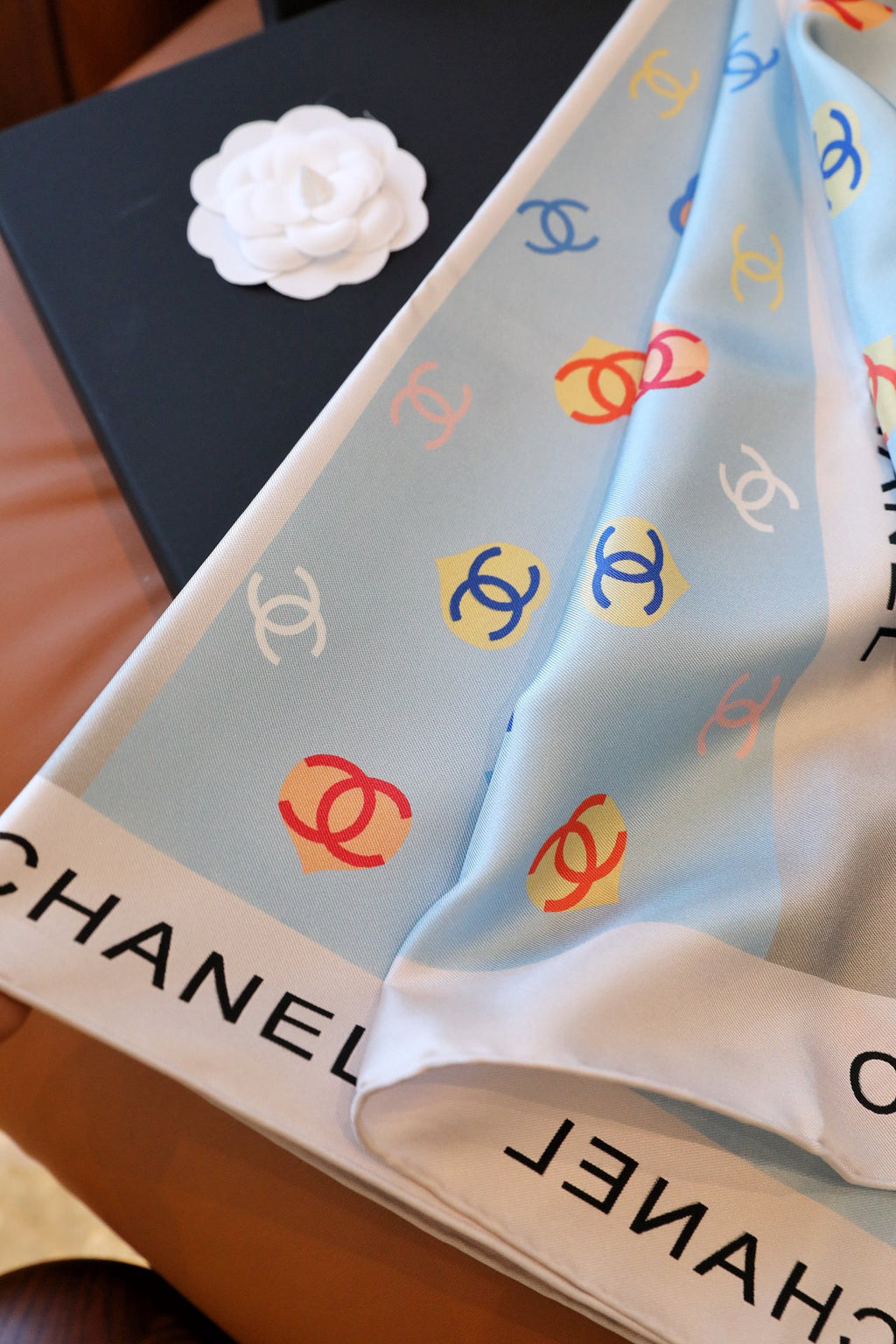 W1N46C16  Popular Silk Scarve