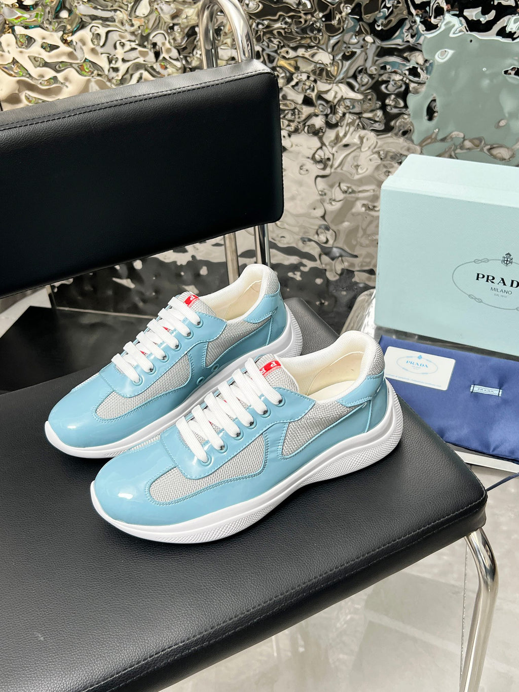 Z2P76P03 Popular high-quality leather Shoes