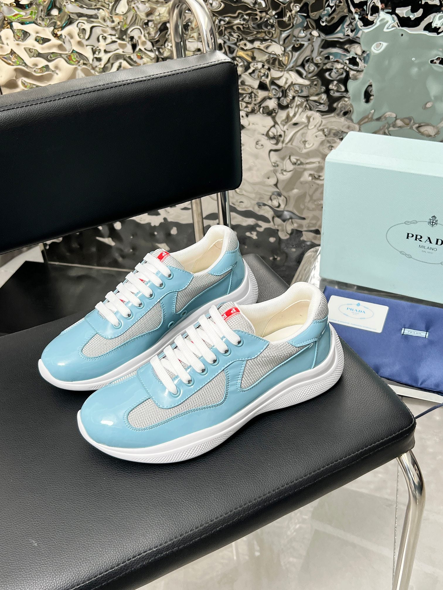 Z2P76P03 Popular high-quality leather Shoes