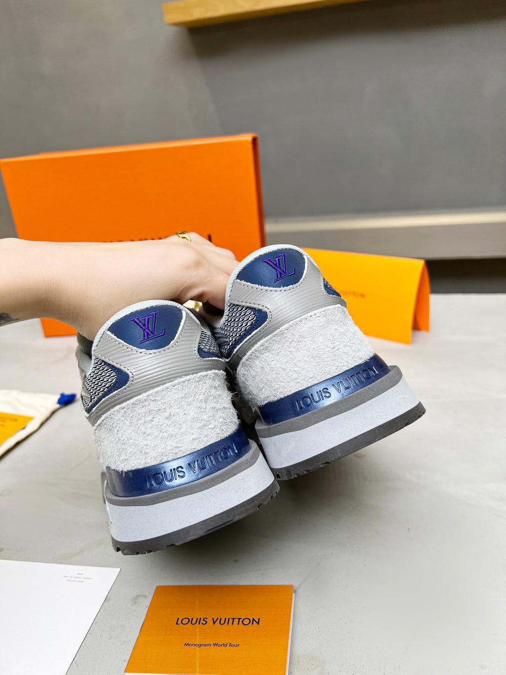 Z2Q105E228 Popular high-quality  Shoes
