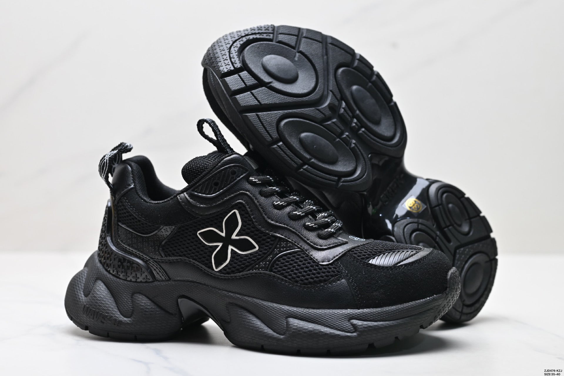 Z4Q95A300  Popular  shoes