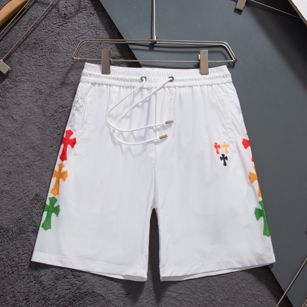 U1N36A11 Popular shorts