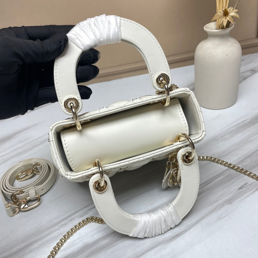 B1R15D139 Popular leather bag