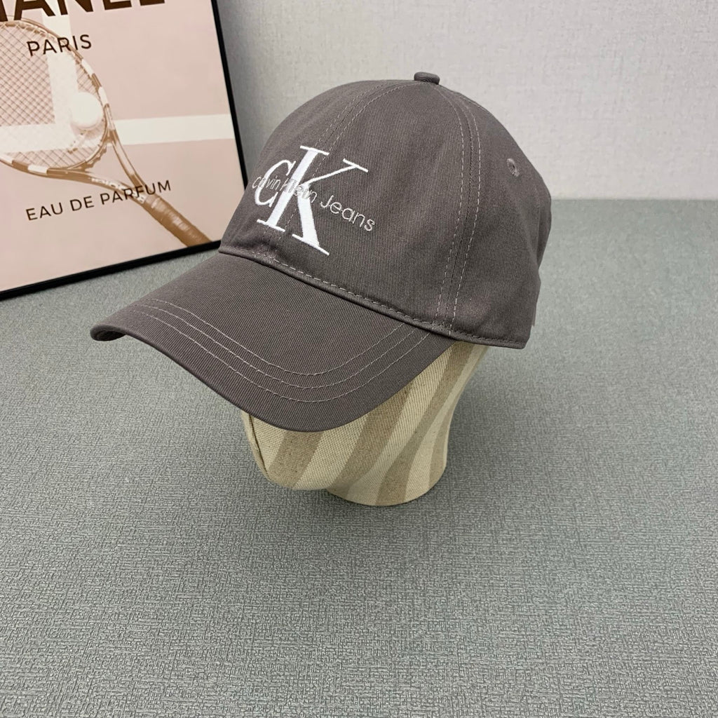 M1P45A573 Popular  hats