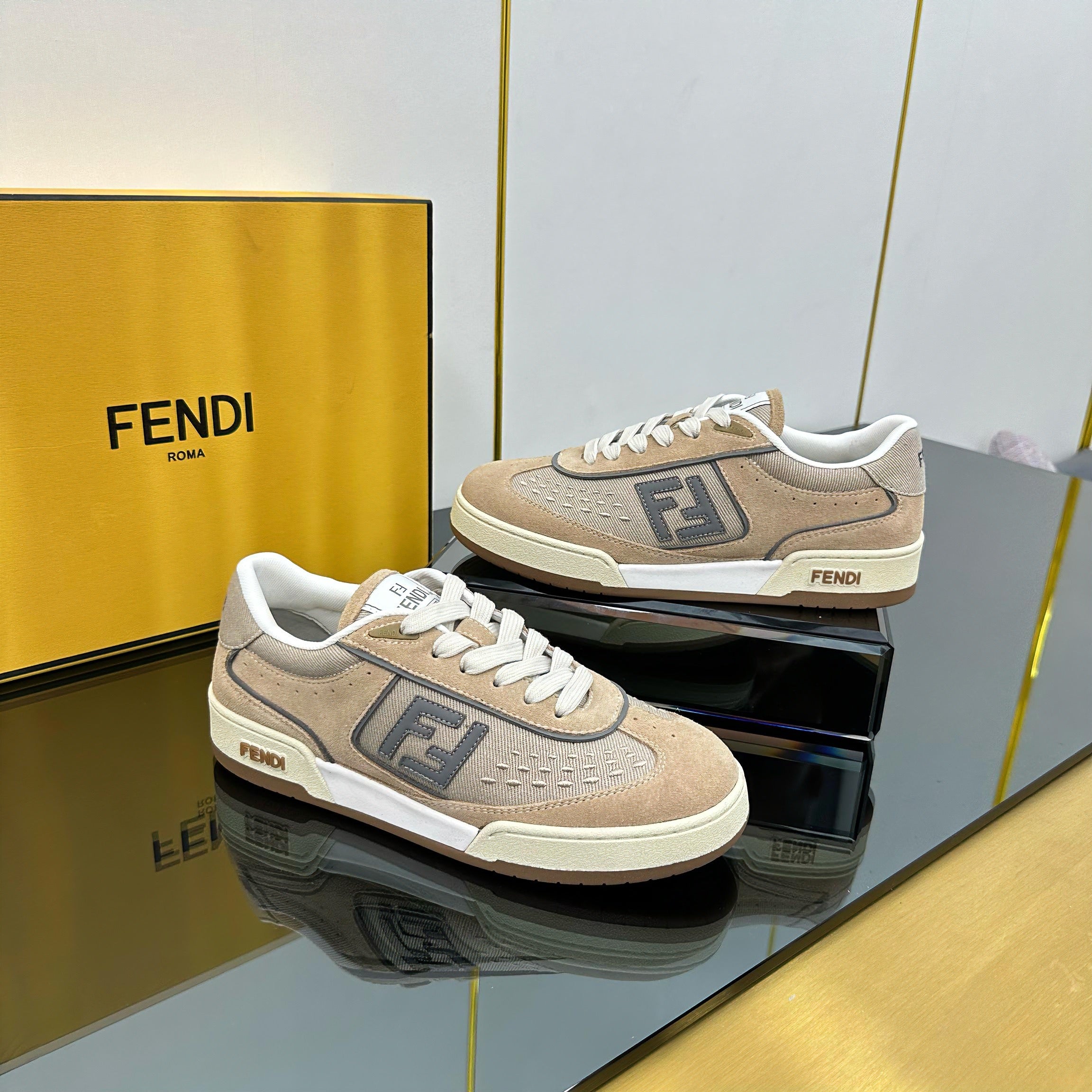 Z2Q105F421 Popular high-quality Shoes