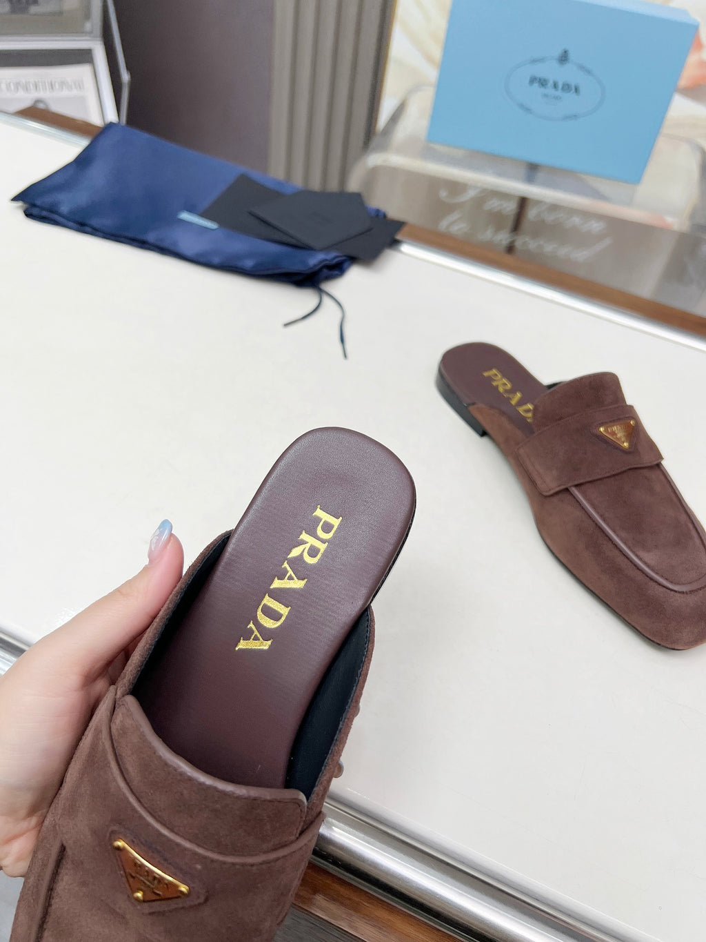 Z2Q105P405 Popular high-quality Shoes
