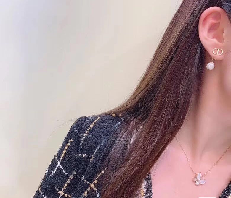 X1Z54D332E Popular  Earrings