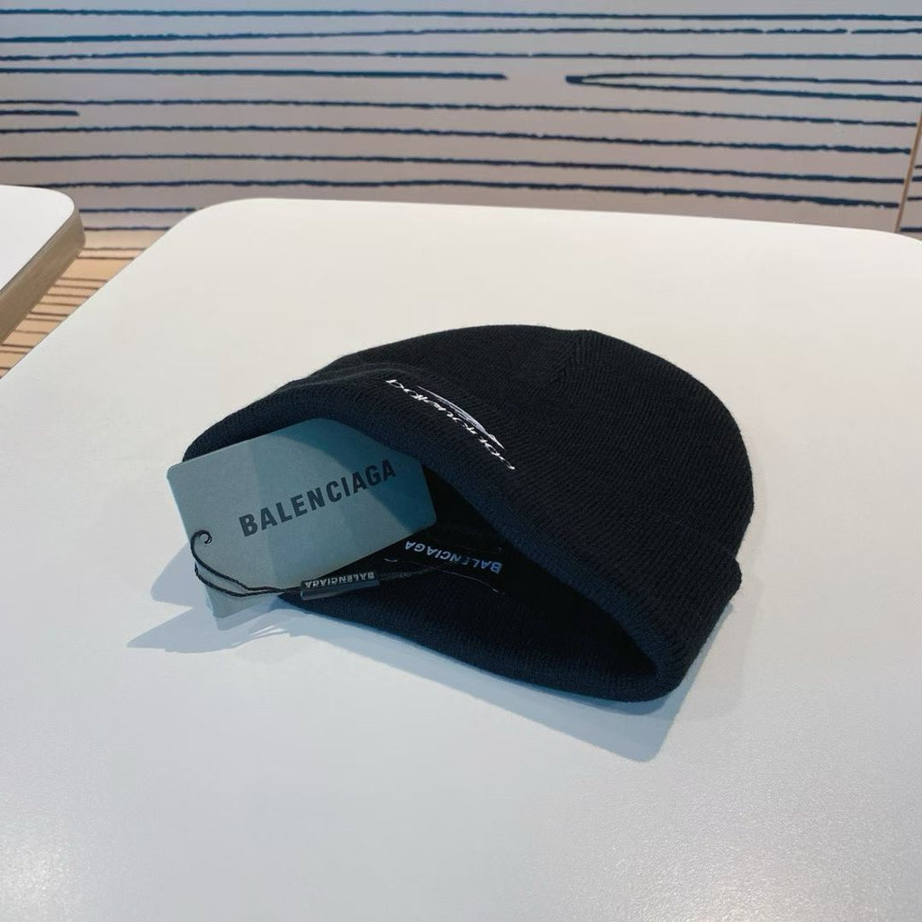 M1R86J93 Popular hats