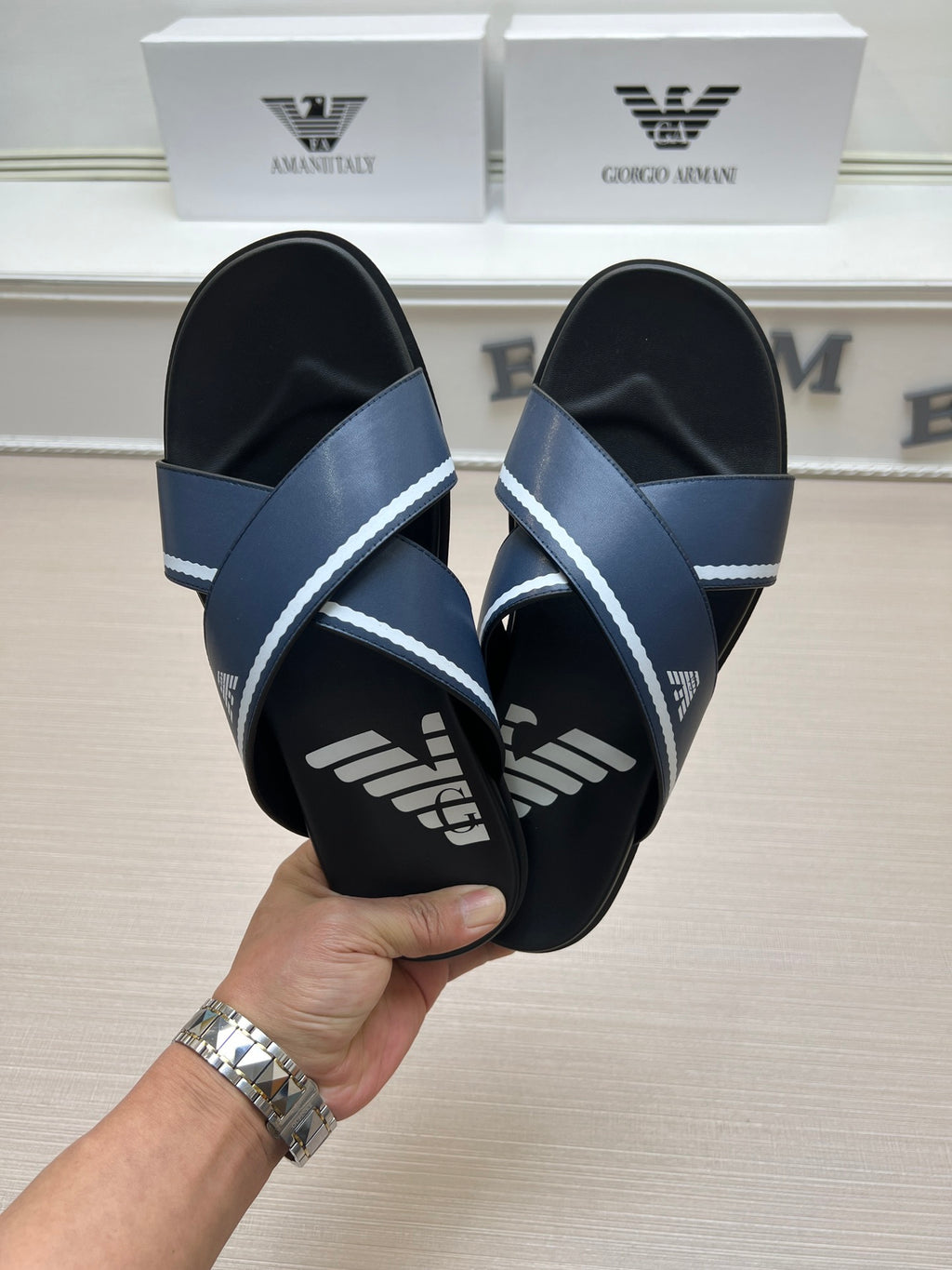 Z5ZA104 Popular slippers