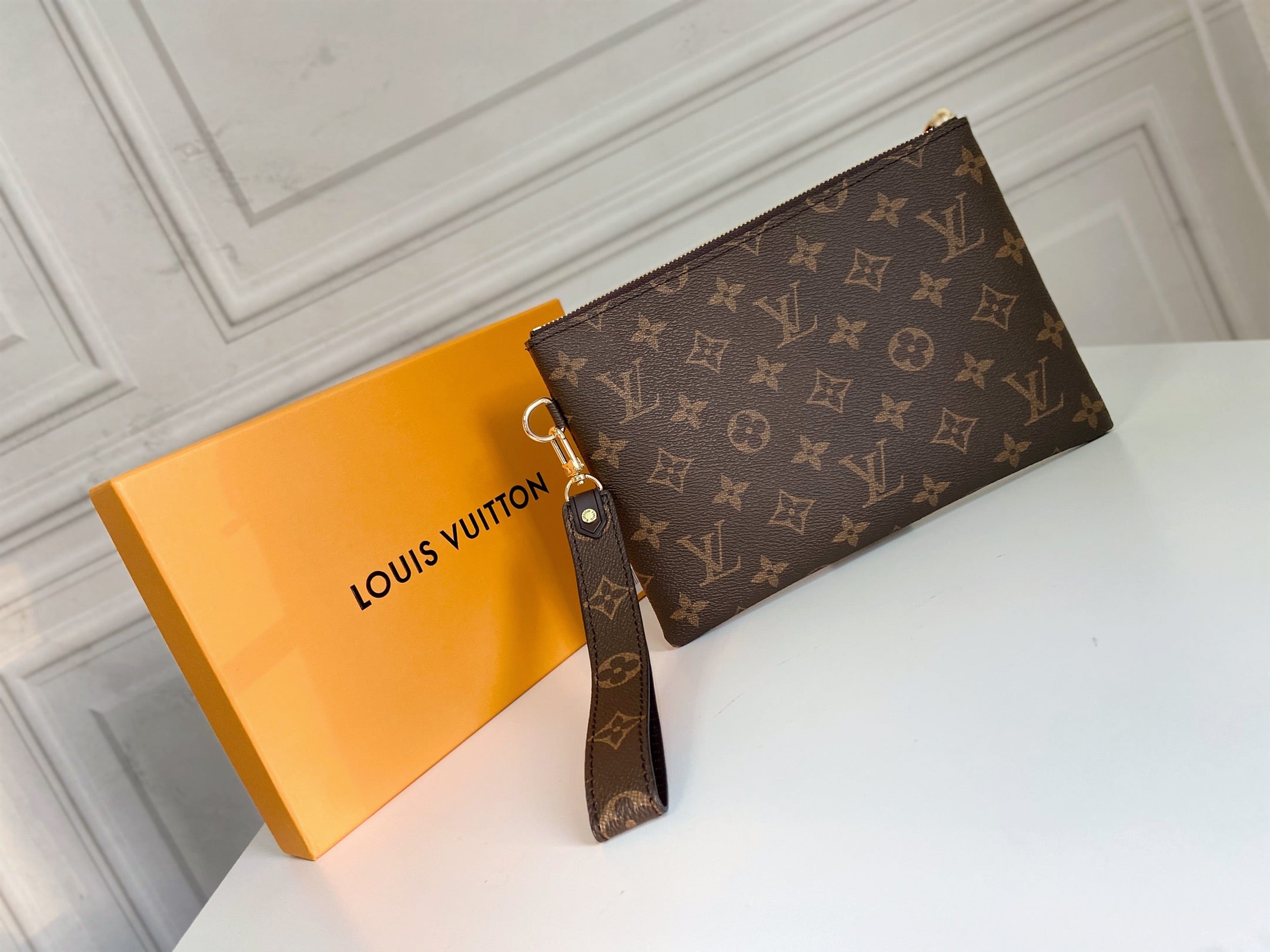 B1P46E51 Popular leather bag