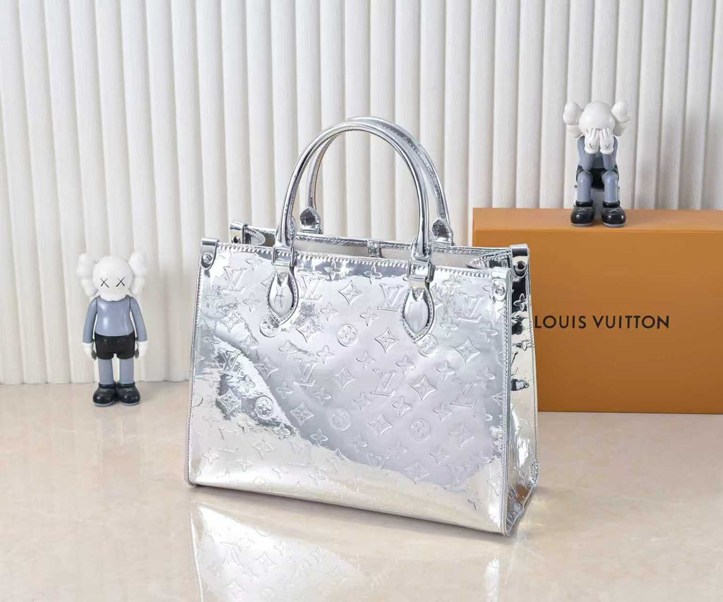 B1P36E36 Popular leather bag