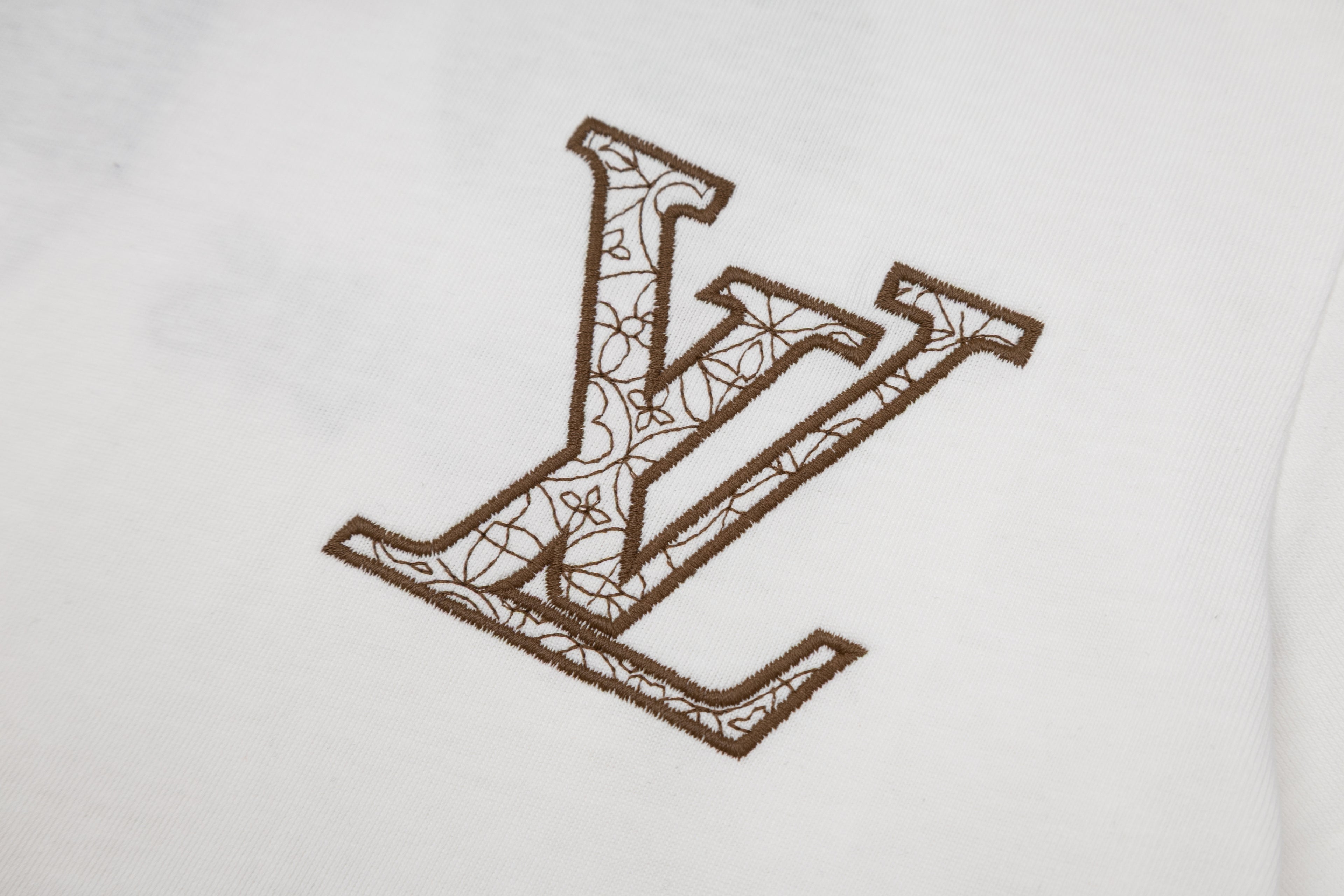 U1R76E36 Popular T-shirts