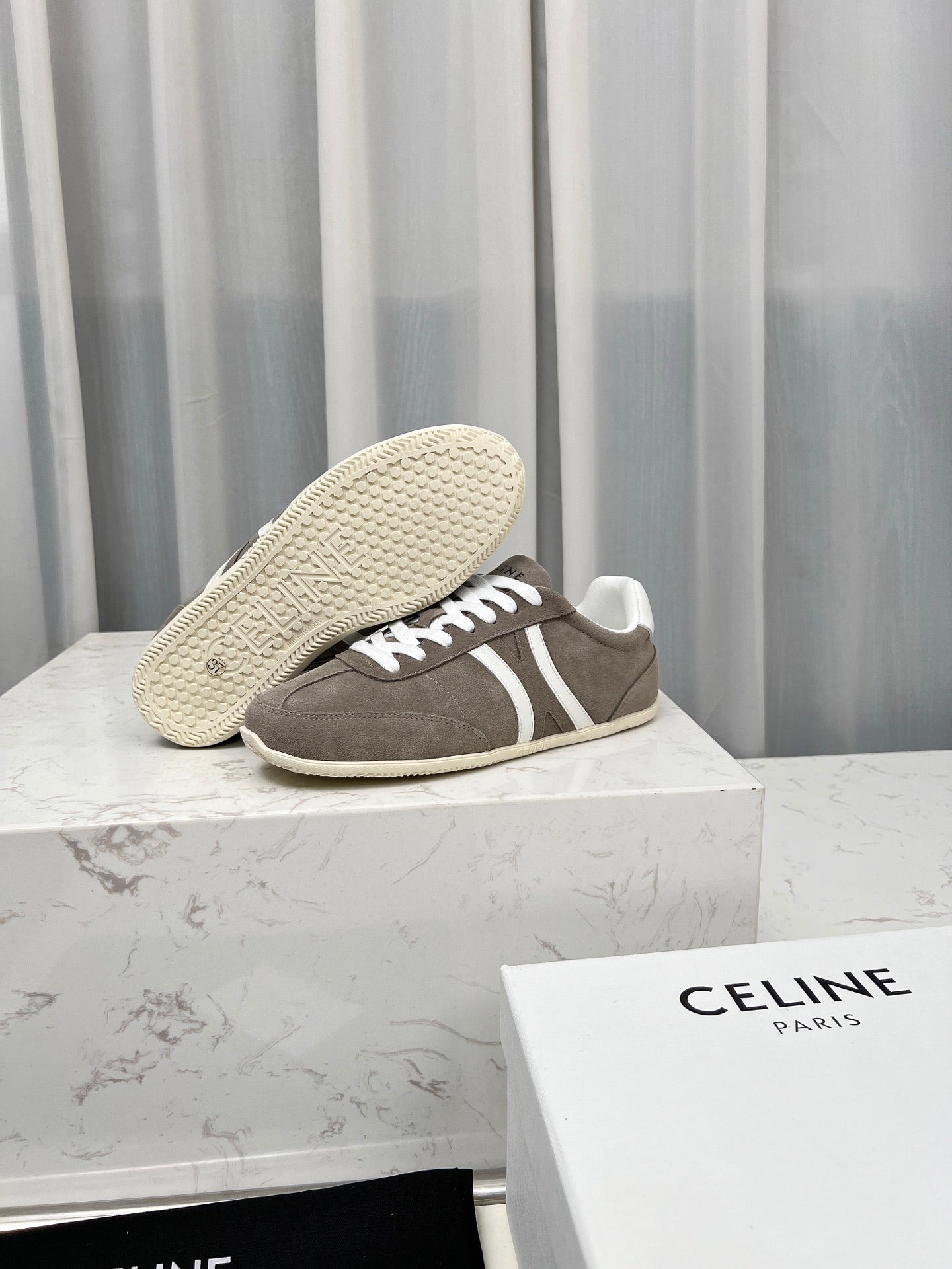 Z2Q105N271 Popular high-quality Shoes