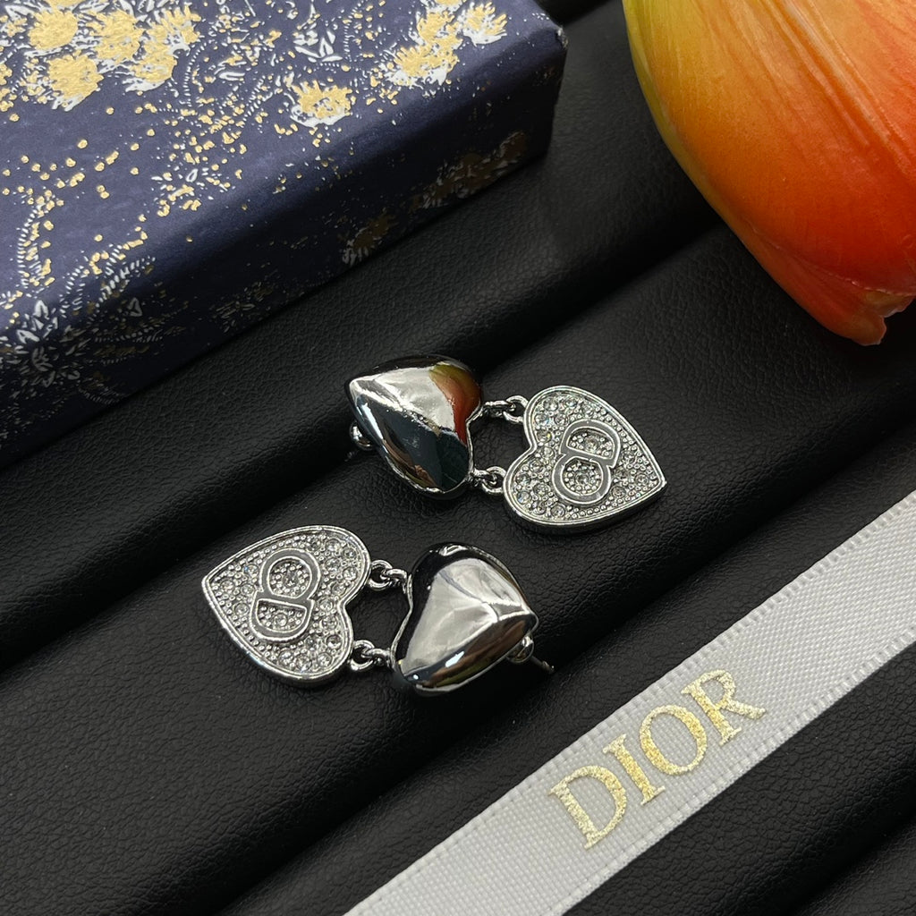 X1Z94D773E Popular Earrings