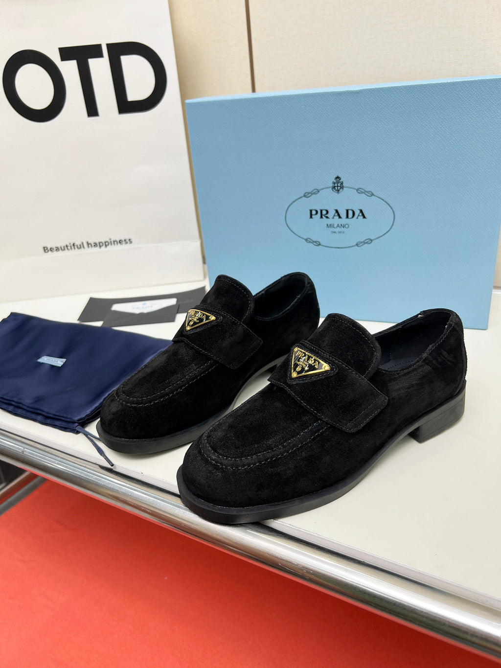 Z2Q105P408 Popular high-quality Shoes