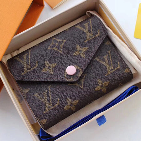 B1P70E22 Popular  leather wallets