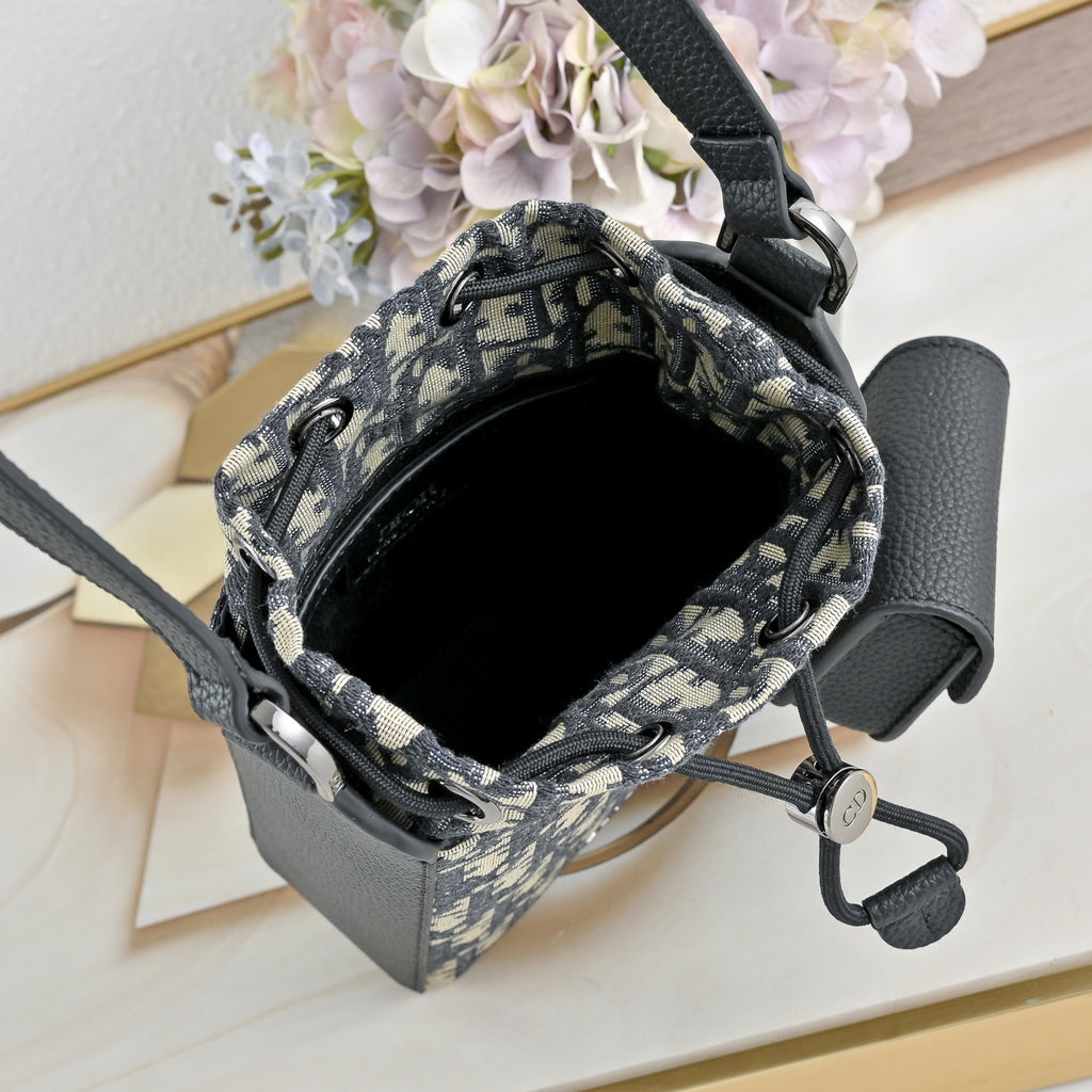 B1P36D82 Popular  bag