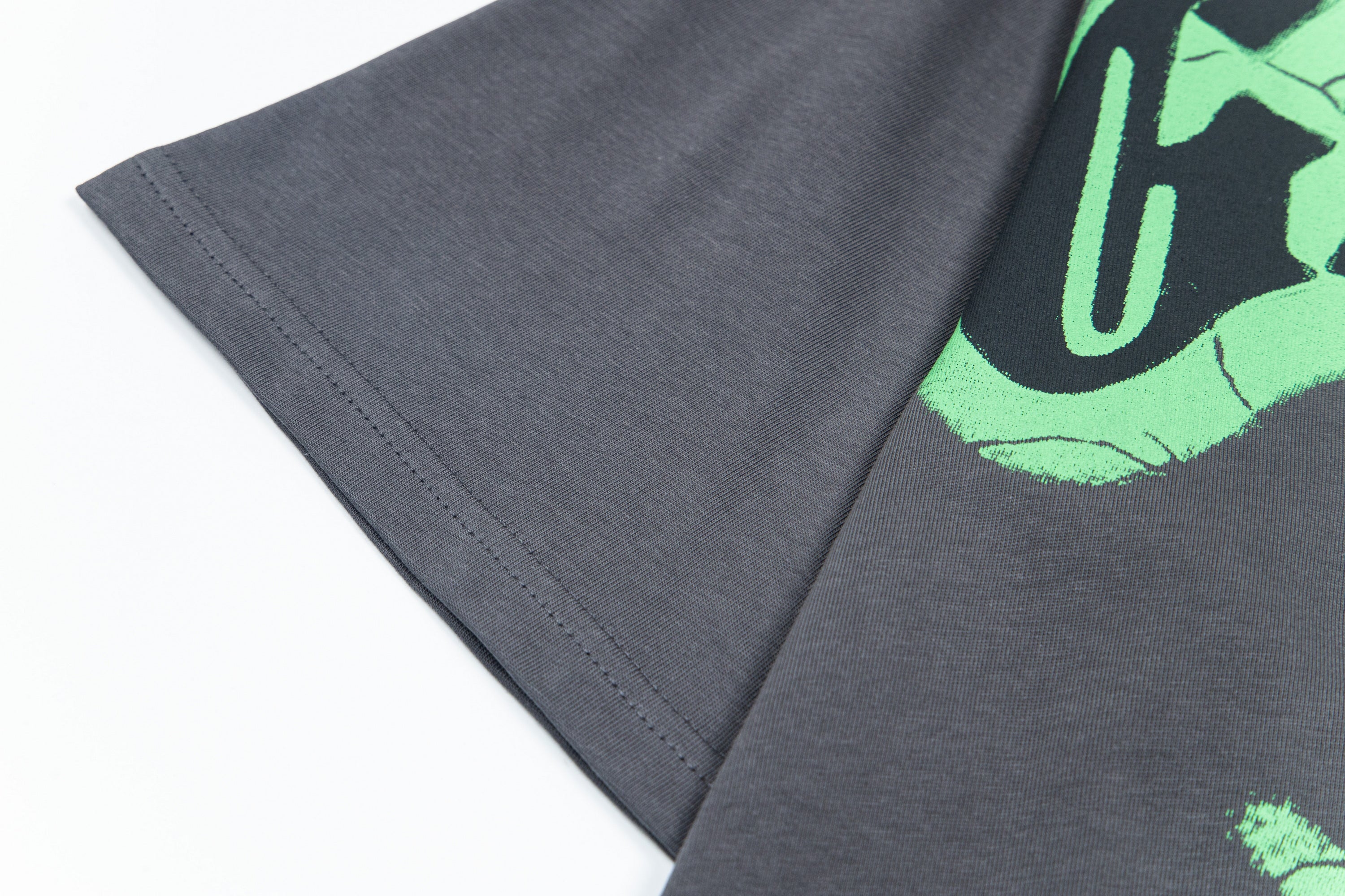 U1R45A142 Popular T-shirt