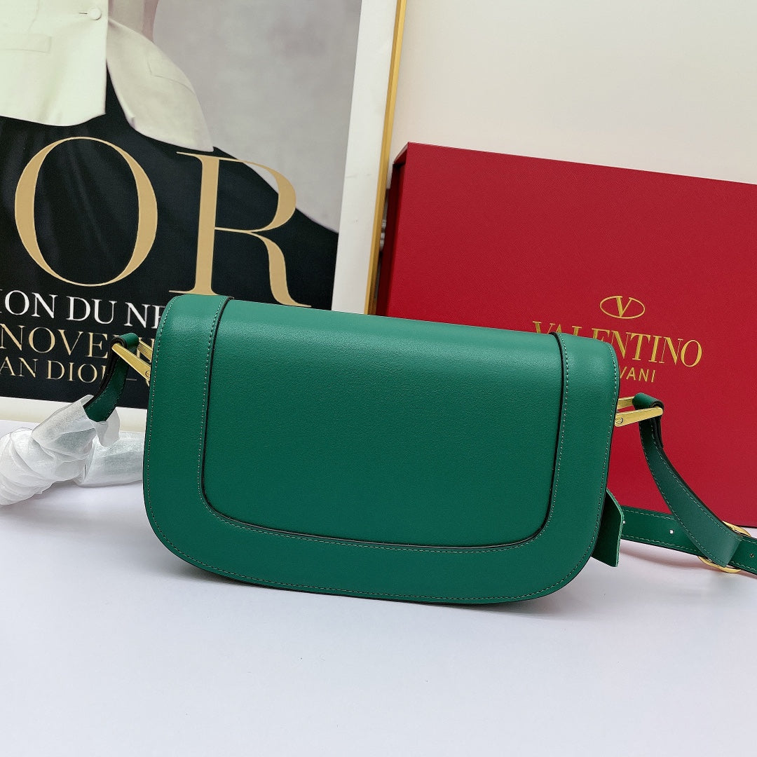 B5X111VL45 Popular  leather bag 